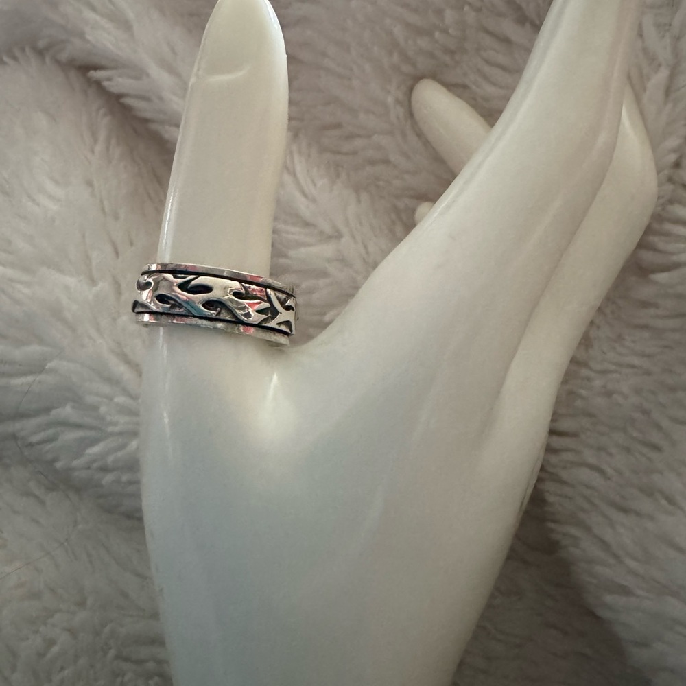 Vintage 9g Sterling Spinner Ring with Leaf Design, Size 10 (Unisex)